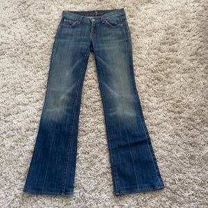 Bootcut jeans